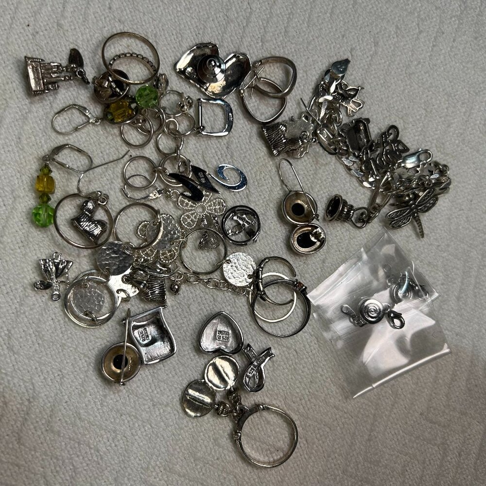 5.5 Ounces Miscellaneous .925 Sterling Silver. (1)